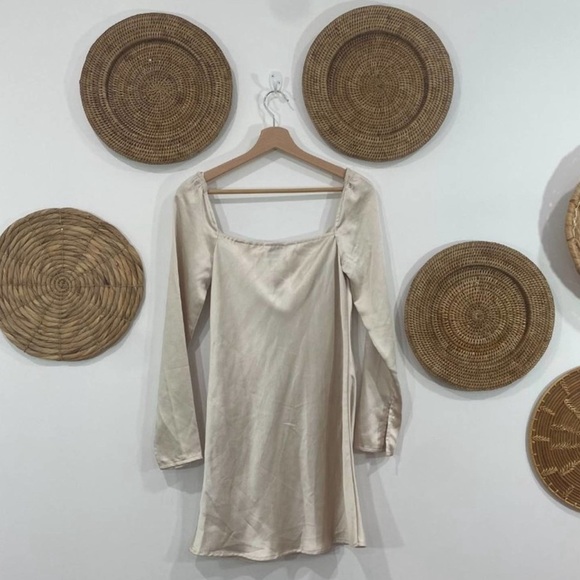 Princess Polly Champagne Silky Cowl Neck Slit Star Power Mini Dress Size 4 - Picture 2 of 5